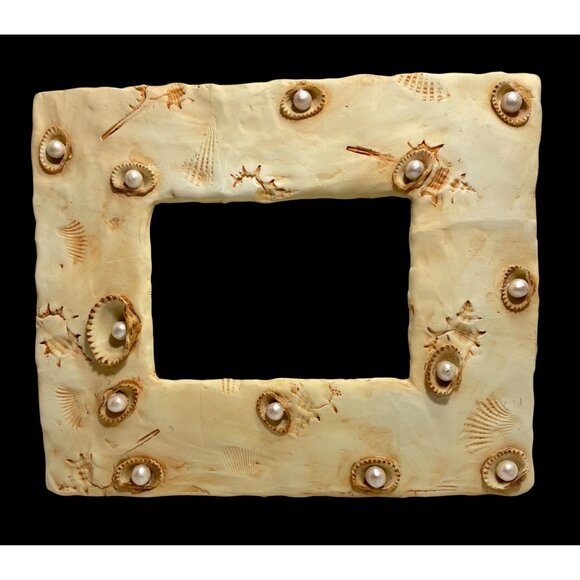 Seashell & Pearl Embellished Picture Frame pic 3.5" by 4" - Picture 1 of 13